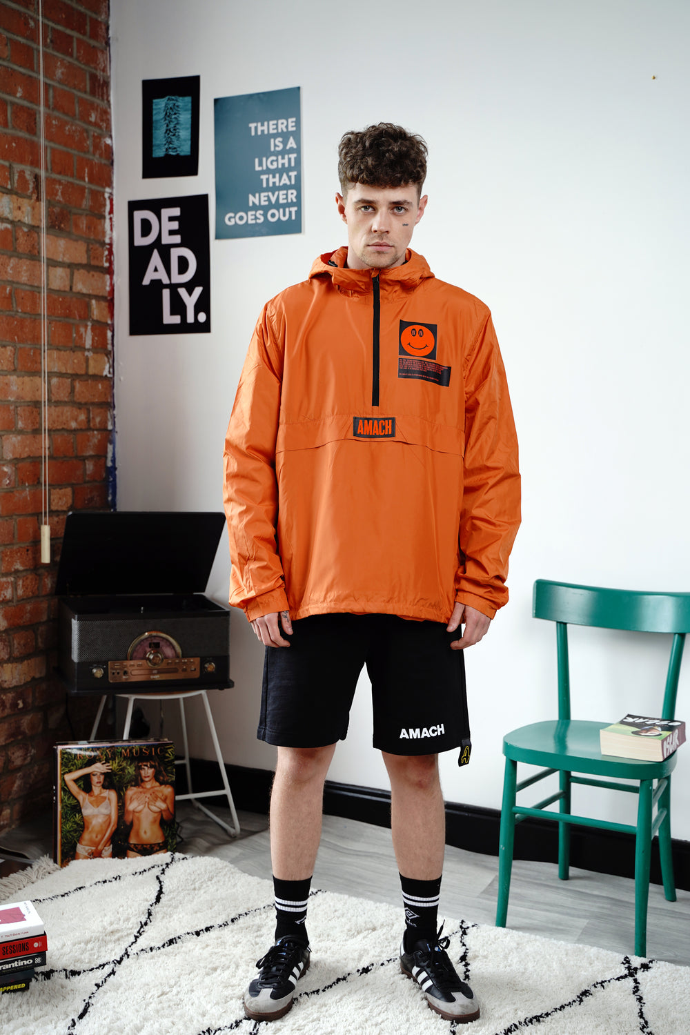 SUMMER OF LOVE WINDBREAKER ORANGE