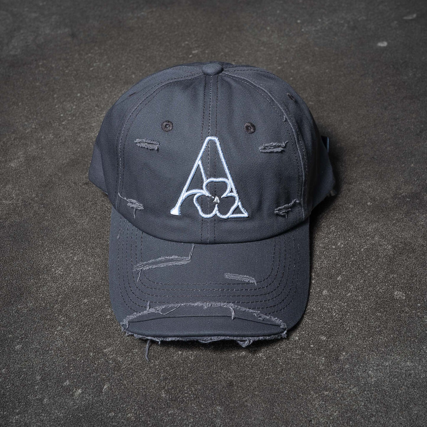 Distressed Cap Grey